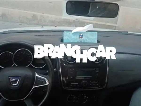 داسيا لوغان 2019 في طنجة: يدوية، بنزين، 5 أبواب -...