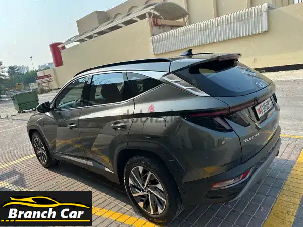 فرصة ذهبية: هيونداي توسان 2024 بريميوم | فل كامل | لون رمادي أمازون | 12 ألف كم فقط!