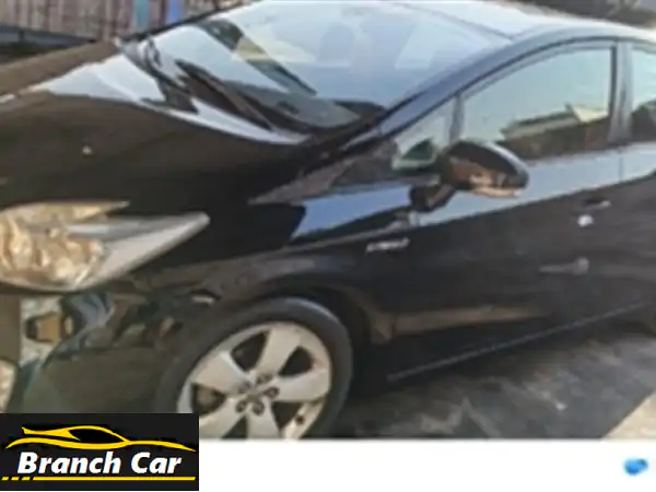 تويوتا بريوس 2010 هايبرد للبيع: الأناقة...