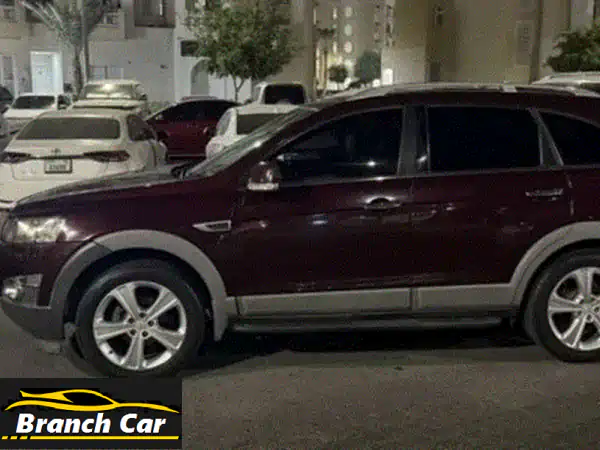 للبيع: شفروليه كابتيفا ltz موديل 2012، بسعر 9000 درهم قابل للتفاوض. تتسع لـ 7 ركاب، تعمل بالبنزين، .