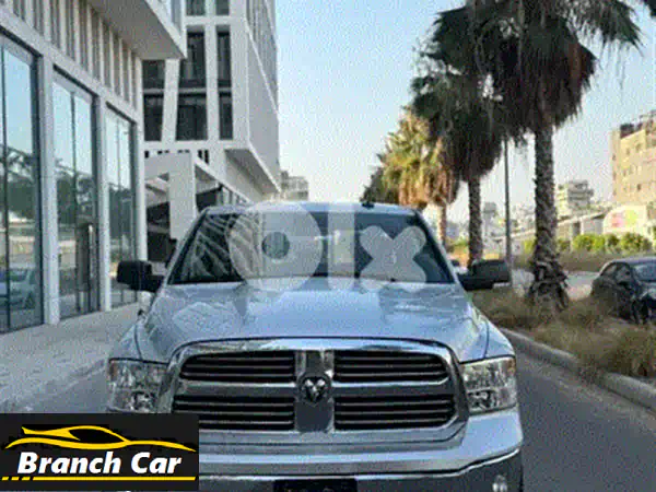 دودج رام 2014 هيمي 5.7: قوة أداء لا تضاهى وفخامة سوداء كاملة! (جاهز للمغامرة)