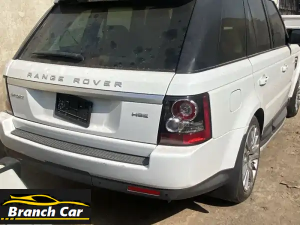 رينج روفر سبورت خليجية: فخامة الوكالة، نظافة فائقة، وجاهزية للانطلاق!