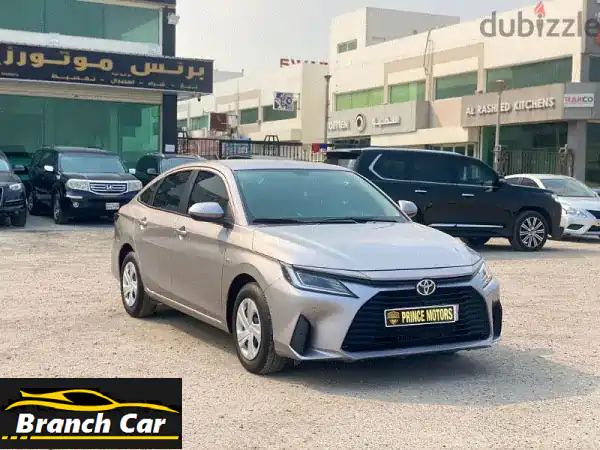 تويوتا يارس 2024: كأنها جديدة! 18 ألف كم فقط، تحت الضمان بلون ذهبي ساحر
