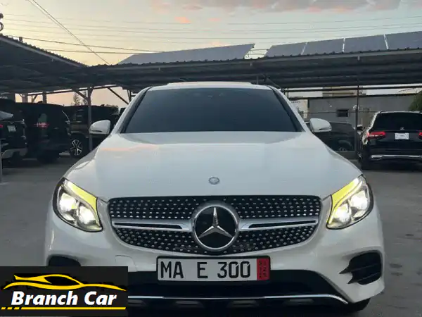 امتلك الفخامة: مرسيدس GLC كوبيه 2017 بيضاء | نظافة لا تضاهى!
