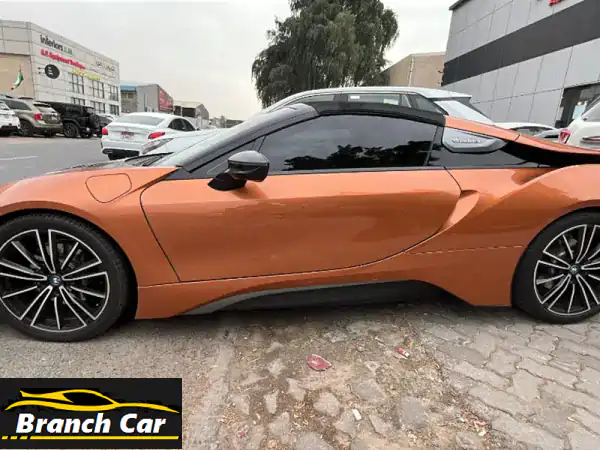 امتلك الأناقة والابتكار: BMW i8 2018 فاخرة للبيع!...