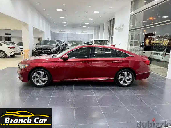 هوندا أكورد 2018 أحمر (مارون) فل أوبشن | فخامة، قوة، وعملية بانتظارك!