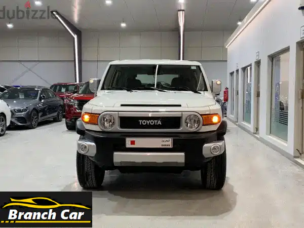 تويوتا FJ كروزر 2016: مغامرة تنتظرك! أبيض، نظيفة وممتازة.