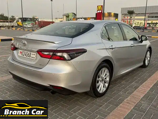 تويوتا كامري 2021 للبيع: صيانة وكالة كاملة | نظافة فائقة | رمادي أنيق | فرصة لا تعوض