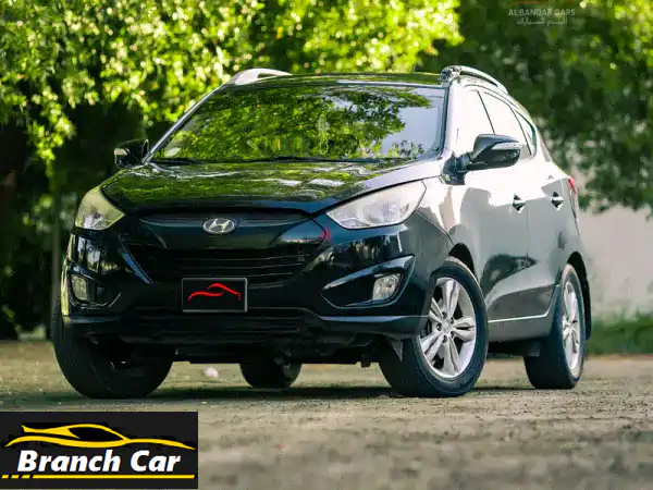 فرصة ذهبية! هيونداي توسان 2012 سوداء بحالة ممتازة...