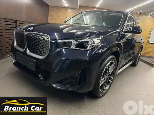 تحفة 2024 BMW iX1 M Sport كهربائية بالكامل: رفاهية...