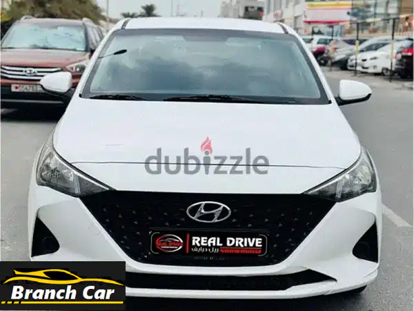 للبيع: هيونداي أكسنت 2021 - أبيض، مالك واحد، صيانة...