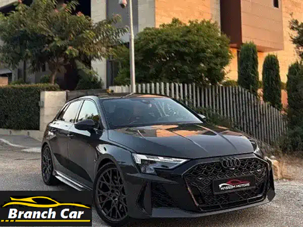 فرصة لا تعوض: Audi RS3 2025 دايتونا جراي - رياضية فاخرة بـ...