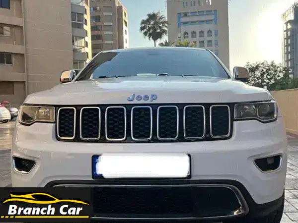 جيب جراند شيروكي ليمتد 2018 نظيفة - صيانة كاملة ولون...