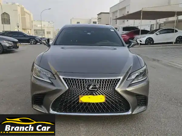 امتلك الفخامة الآن: لكزس LS 2018 فضي | حالة...