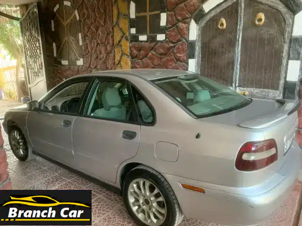 فولفو S40 2003 فضي: سيارة العمر بمالك واحد وصيانة مثالية...