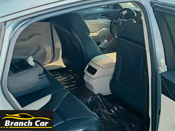 فرصة ذهبية: هونغتشي H5 جاهزة للربح مع أوبر، كريم ويانجو (بطارية وإطارات جديدة)