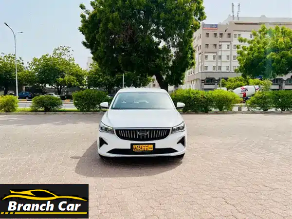 جيلي امجراند 2023 بيضاء للبيع في عُمان: ضمان 7...