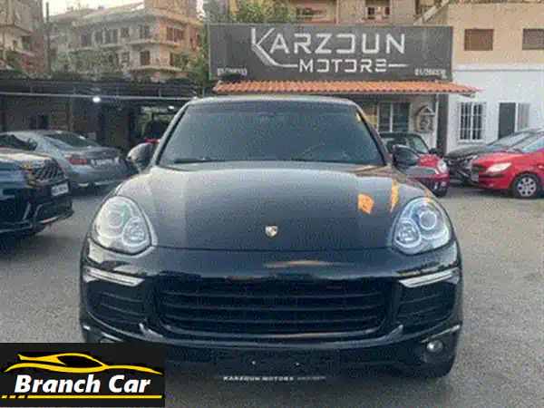 بورش كايين بلاتينيوم 2017: الفخامة السوداء والأداء الخارق (Jet Black Metallic)