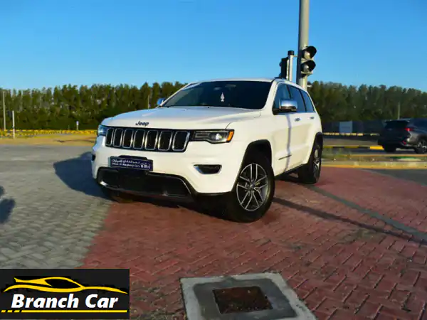 للبيع: جيب جراند شيروكي 2017 أبيض - فخامة، قوة، وأداء...