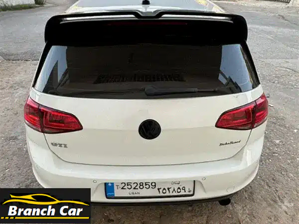 تجربة قيادة استثنائية: فولكس فاجن جولف GTI 2015...