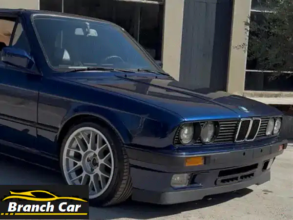 فرصة لا تعوض: BMW E30 318i كشف 1993 - مجددة بالكامل (أزرق كحلي)...