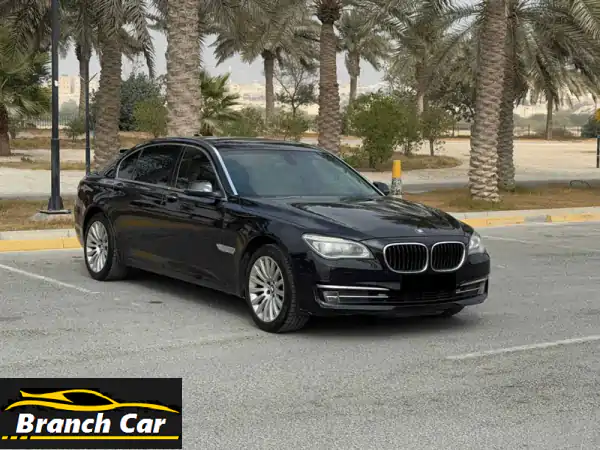 BMW 730Li 2013 سوداء - فخامة وأداء بسعر لا يُضاهى!