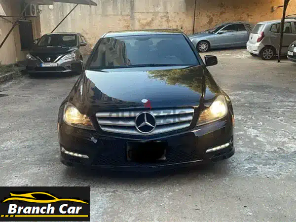 مرسيدس C-Class 2013 بحالة ممتازة - كأنها جديدة!...