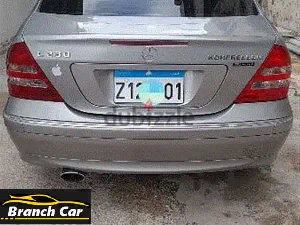 مرسيدس بنز C-Class 2004 بحالة ممتازة - فرصة لا تُفوّت!