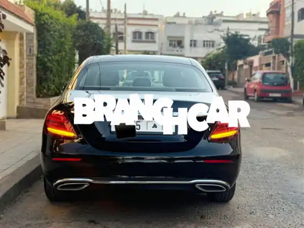 مرسيدس E220 d بحالة ممتازة - فرصة لا تُفوّت!