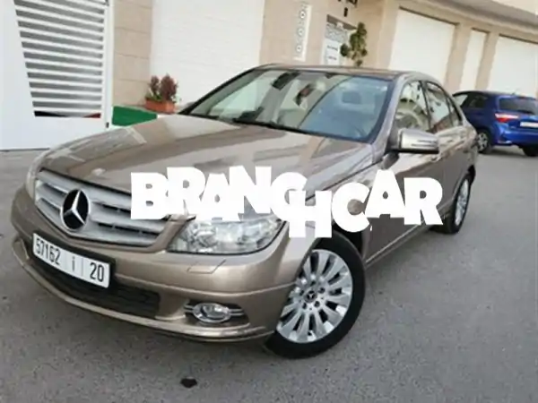 مرسيدس C220 موديل 2009 بحالة ممتازة - فرصة لا تُفوّت!