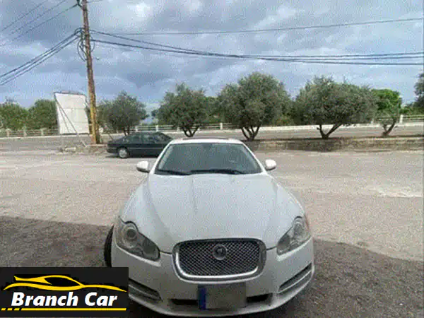 Jaguar XF 2011