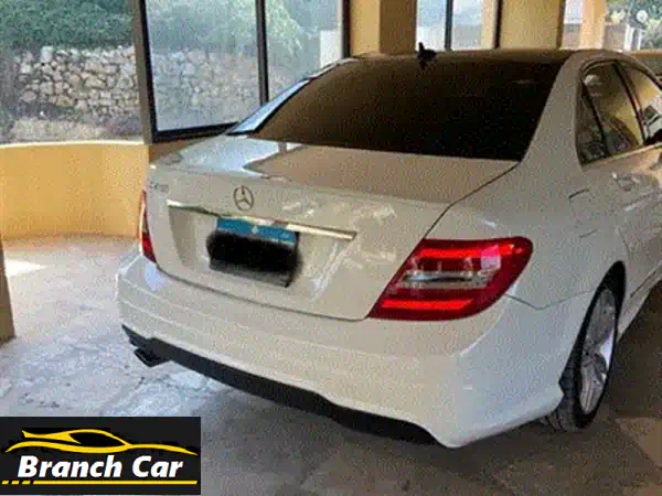 مرسيدس C-Class 2012 بيضاء - نظيفة جداً، سعر لا يُفوّت! 11000$ فقط!