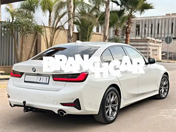 BMW الفئة الثالثة الرياضية - سيارة كأنها جديدة! (95,000...