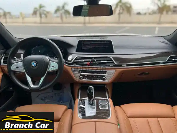 BMW 7 Series 2021 (خليجي - بحالة ممتازة) - فرصة لا تُفوّت!