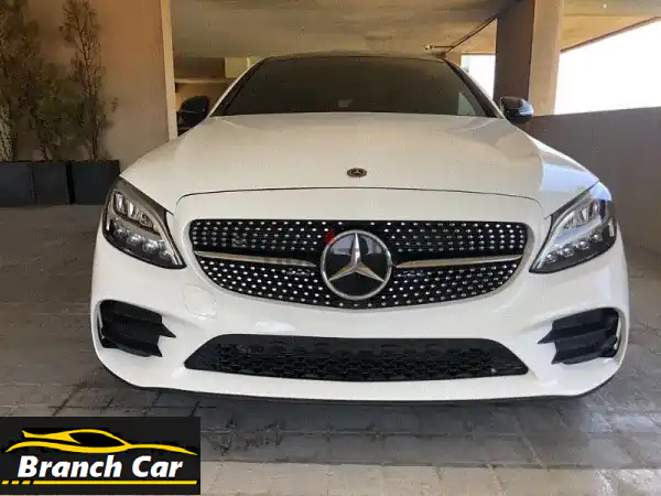 مرسيدس بنز C 300 AMG 2019 -  الكمال بعينه! (عداد 35,000 ميل فقط)