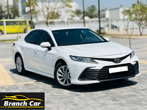 تويوتا كامري LE 2021 - بحالة ممتازة! (8200 دينار بحريني)