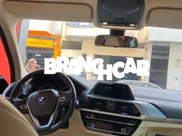 BMW X3 20(سنة الصنع) - بحالة ممتازة! فرصة لا تُفوّت!