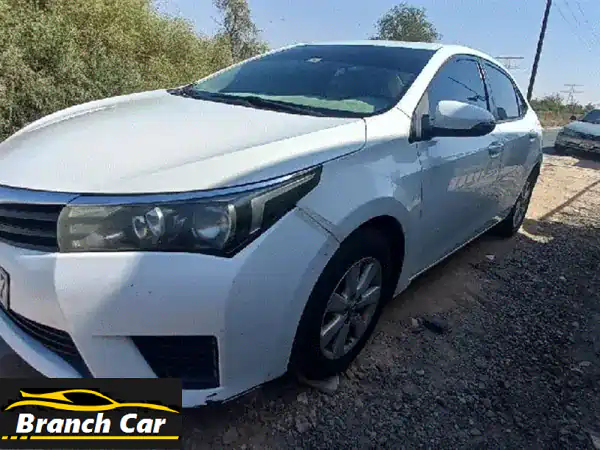 تويوتا كورولا 2016 بيضاء - كالجديدة! 400 ألف كم فقط - 23000 درهم - العين