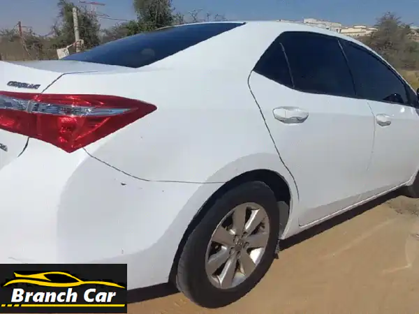 تويوتا كورولا 2016 بيضاء - كالجديدة! 400 ألف كم فقط -...