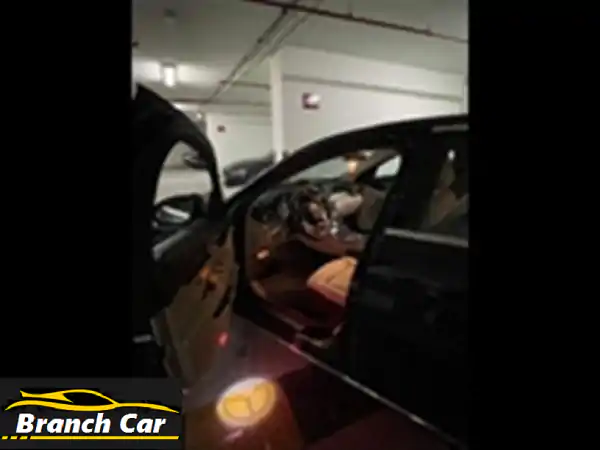 مرسيدس C300 2023 كالجديدة! 29,000 كم فقط - فرصة ذهبية في الشارقة