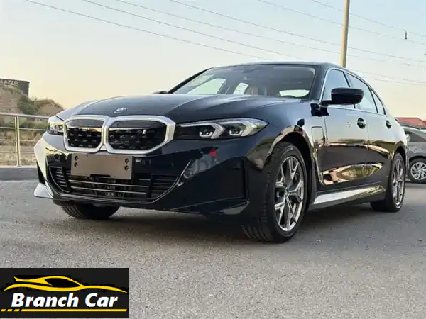 بي إم دبليو i3 2025: تجربة قيادة استثنائية تنتظرك!