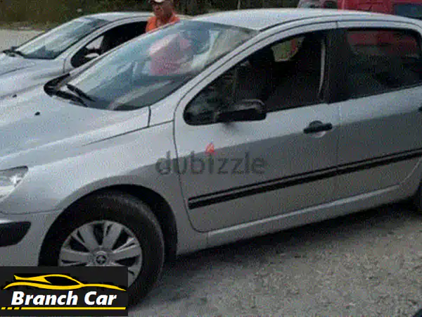 Volkswagen GTI 1994: قطعة فنية كلاسيكية تبحث عن مالك جديد!