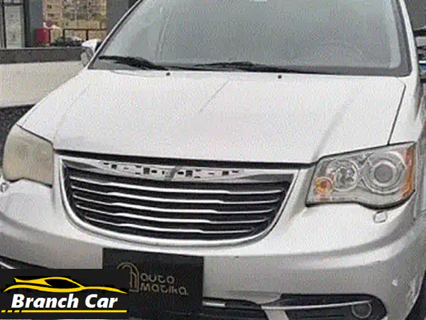 كرايسلر تاون آند كانتري 2012 - رحلة عائلية فسيحة ومريحة!