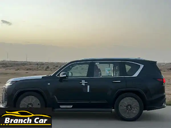 لكزس LX 2025: رحلة فخامة لا تُنسى -  قوة 409 حصان وأناقة...