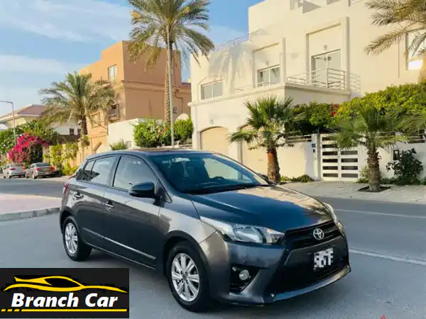 تويوتا يارس 2017 بحالة ممتازة - فرصة لا تُفوّت!  (99 CARS)