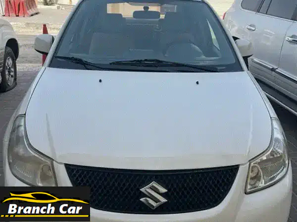 سوزوكي SX4 2011 بيضاء - بحالة ممتازة! فرصة لا تُفوّت!