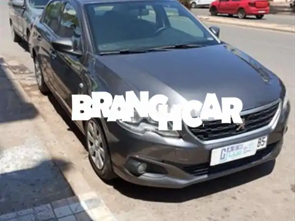بيجو 301 ديزل يدوية 2021 - حالة ممتازة - يد أولى -...