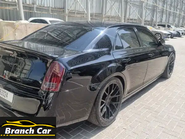 كرايسلر C300 هيمي 8 سلندر -  فرصة ذهبية!  نظيفة ومجددة كليا 2023