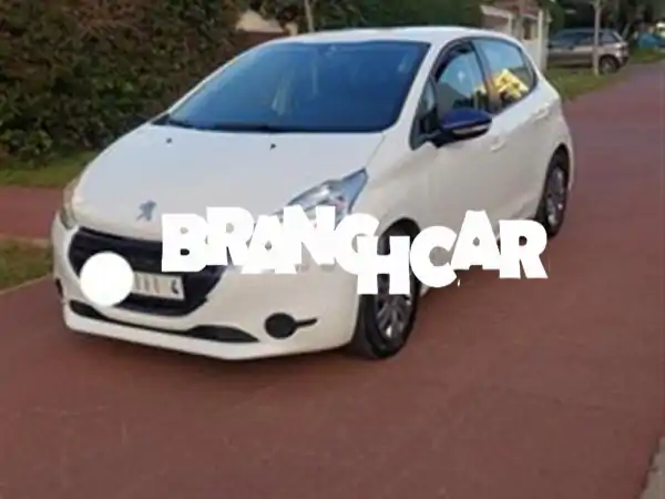 بيجو 208 ديزل (كليما، وسائد هوائية، مثبت سرعة) - فرصة...