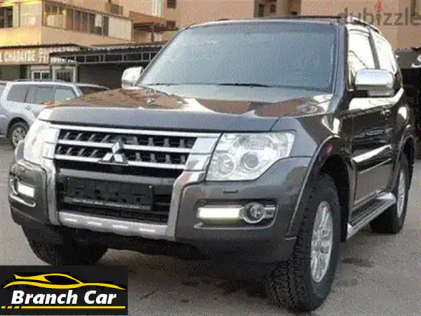 ميتسوبيشي باجيرو 2017 GLS بحالة ممتازة - مالك واحد - 53,000 كم فقط!